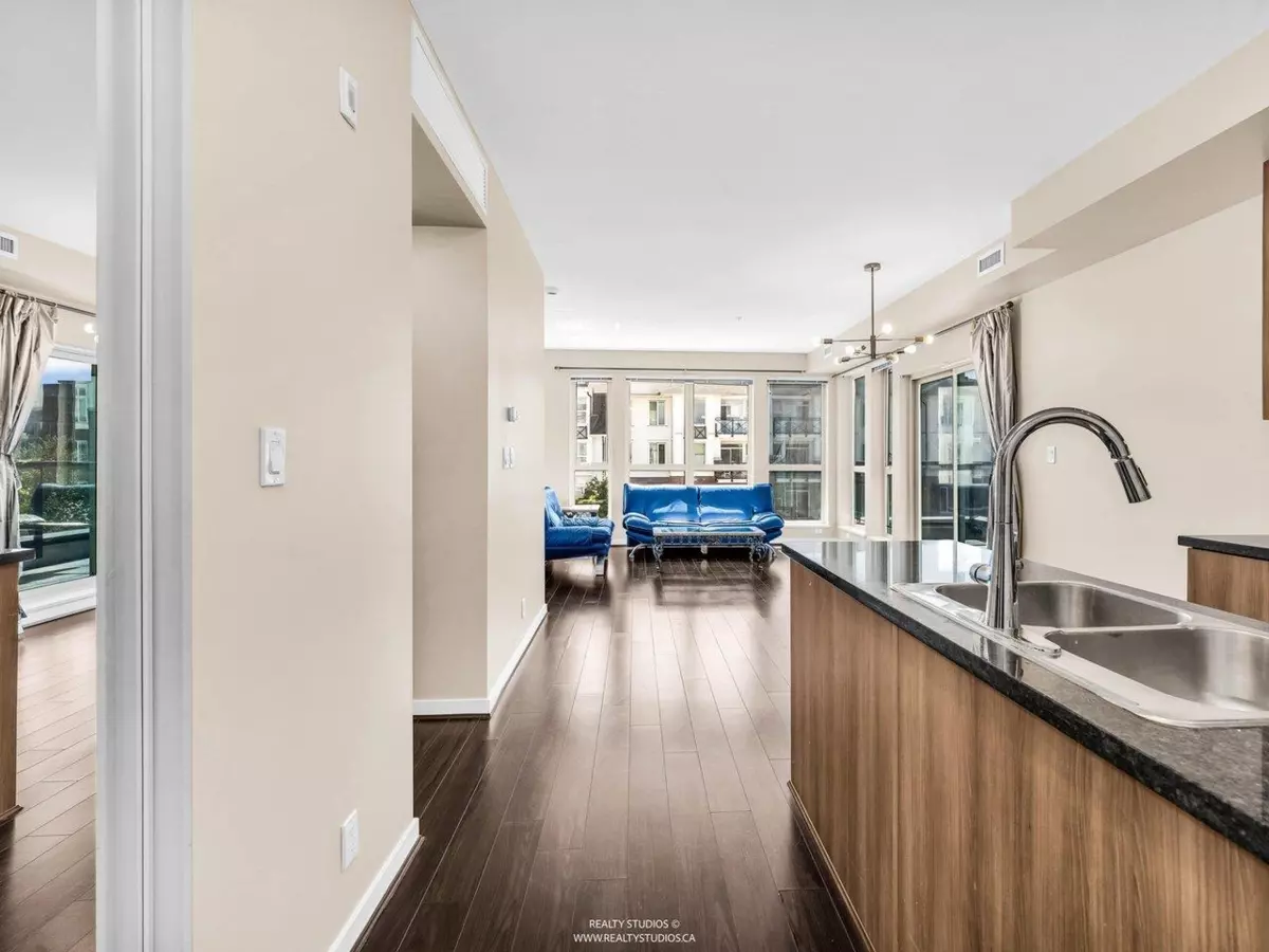 Family Room Photo of 392 4133 Stolberg Street, Richmond, BC