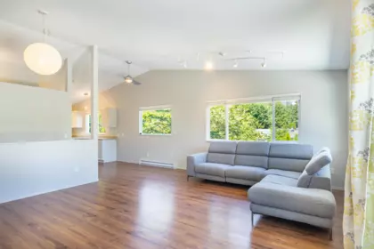 Breakfast Nook Photo of 5714 Trail Avenue, Sechelt, BC