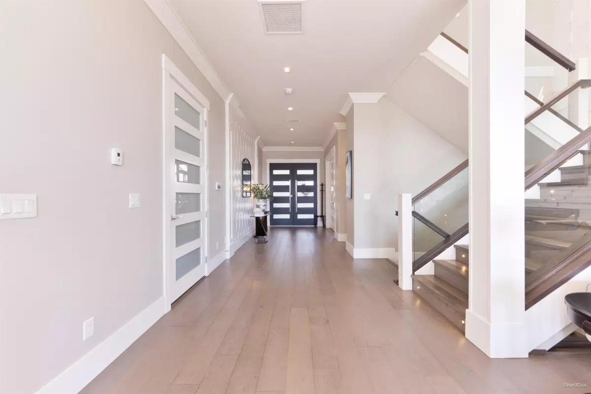 Living Room Photo of 7679 155 Street, Surrey, BC