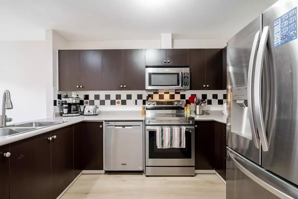 Dining Area Photo of 24 11870 232 Street, Maple Ridge, BC