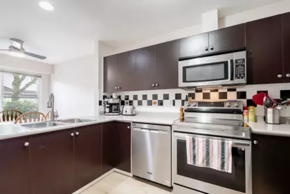 Kitchen Photo of 24 11870 232 Street, Maple Ridge, BC