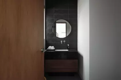 Guest Bathroom Photo of 1715 22nd Street, West Vancouver, BC