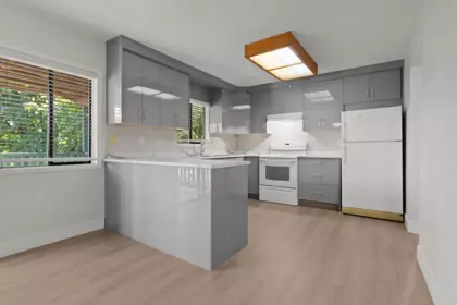 Breakfast Nook Photo of 8852 Charles Street, Chilliwack, BC