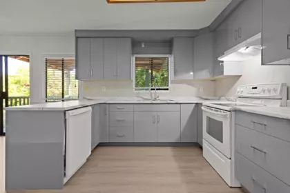 Kitchen Island Photo of 8852 Charles Street, Chilliwack, BC