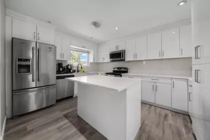 32133 Cottonwood Terrace, Mission, BC, Mission — Single Family Residence for sale