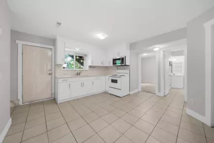 Mudroom Photo of 32133 Cottonwood Terrace, Mission, BC