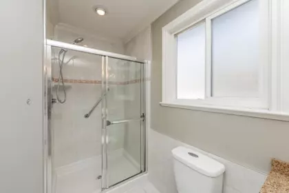 Hallway Photo of 16518 108a Avenue, Surrey, BC