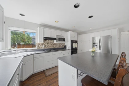 Breakfast Nook Photo of 18745 65 Avenue, Surrey, BC