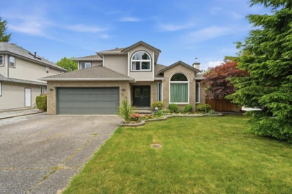 18745 65 Avenue, Surrey, BC, Surrey — Single Family Residence for sale
