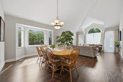 Kitchen Photo of 18745 65 Avenue, Surrey, BC