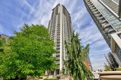 Outdoor Patio Photo of 503 13325 102a Avenue, Surrey, BC