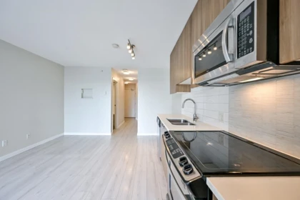 Primary Bedroom Photo of 503 13325 102a Avenue, Surrey, BC