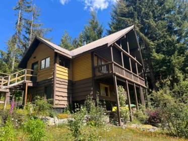 9291 Emerald Drive, Whistler, BC, Whistler — Single Family Residence for sale