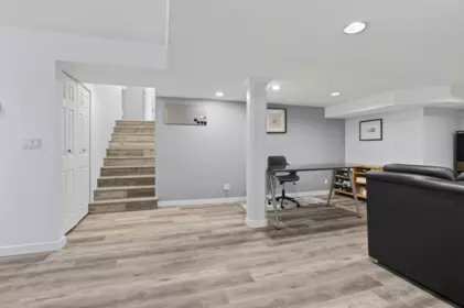 Entry Foyer Photo of 2577 Trillium Place, Coquitlam, BC
