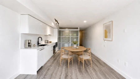 308 630 E Broadway, Vancouver, BC, Vancouver — Apartment/Condo for sale