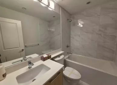 Laundry Room Photo of 59 5311 Admiral Way, Delta, BC
