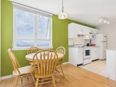 Breakfast Nook Photo of 1702 5645 Barker Avenue, Burnaby, BC