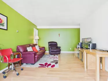 1702 5645 Barker Avenue, Burnaby, BC, Burnaby — Apartment/Condo for sale
