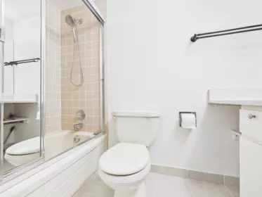 Powder Room Photo of 1702 5645 Barker Avenue, Burnaby, BC