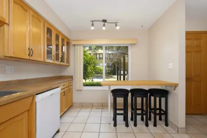 Breakfast Nook Photo of 28 3015 Trethewey Street, Abbotsford, BC