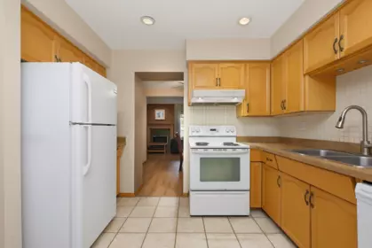 Kitchen Photo of 28 3015 Trethewey Street, Abbotsford, BC