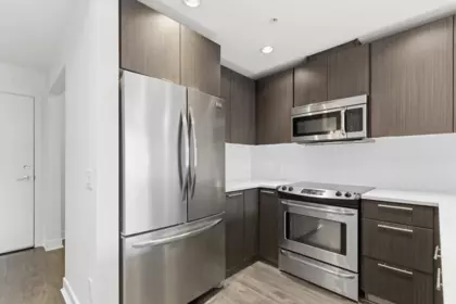 511 733 W 3rd Street, North Vancouver, BC, North Vancouver — Apartment/Condo for sale