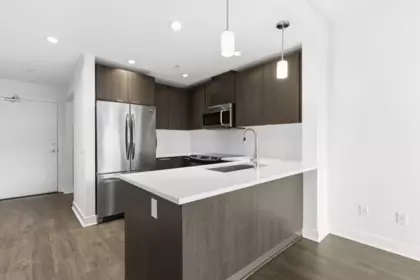 Kitchen Island Photo of 511 733 W 3rd Street, North Vancouver, BC