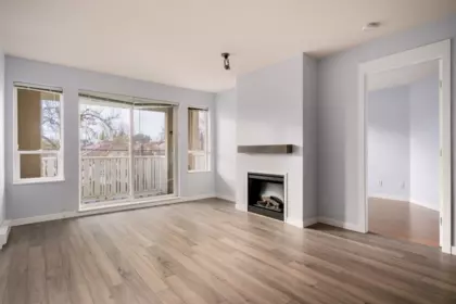 215 8060 Jones Road, Richmond, BC, Richmond — Apartment/Condo for sale