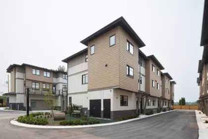 13 1641 King Crescent, Abbotsford, BC, Abbotsford — Townhouse for sale