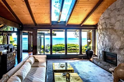 Primary Bedroom Photo of 3581 Beach Avenue, Roberts Creek, BC