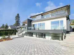 2141 Jefferson Avenue, West Vancouver, BC