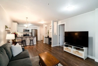 111 1969 Westminster Avenue, Port Coquitlam, BC, Port Coquitlam — Apartment/Condo for sale