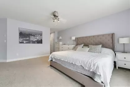 Entry Foyer Photo of 7088 179a Street, Surrey, BC