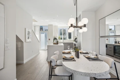 Breakfast Nook Photo of 15 6138 Birney Avenue, Vancouver, BC