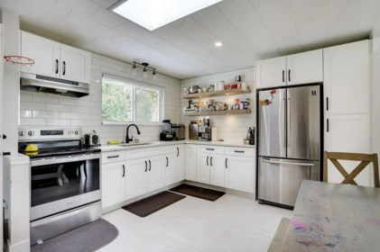 Breakfast Nook Photo of 8964 184 Street, Surrey, BC