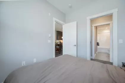 Entry Foyer Photo of 104 2120 Gladwin Road, Abbotsford, BC
