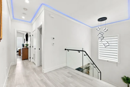 Entry Foyer Photo of 13271 80 Avenue, Surrey, BC
