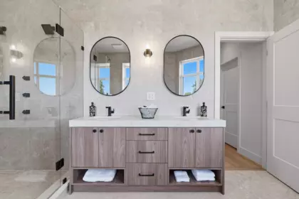 Powder Room Photo of 5241 Cambridge Court, Delta, BC