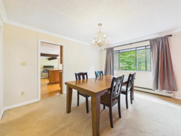 Breakfast Nook Photo of 8232 Brynlor Drive, Burnaby, BC