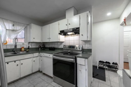 7366 128a Street, Surrey, BC, Surrey — Single Family Residence for sale
