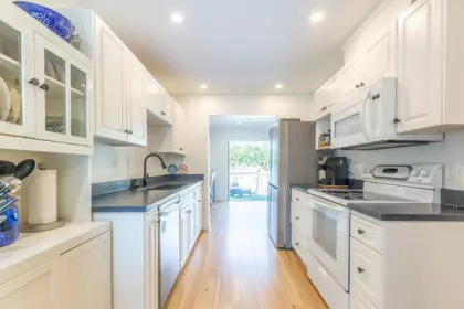 Laundry Room Photo of 14 19051 119 Avenue, Pitt Meadows, BC