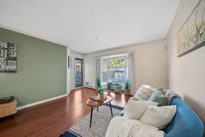 305 526 Thirteenth Street, New Westminster, BC, New Westminster — Apartment/Condo for sale