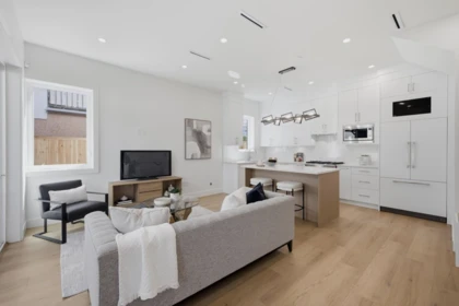 3016 E 19th Avenue, Vancouver, BC, Vancouver — Townhouse for sale