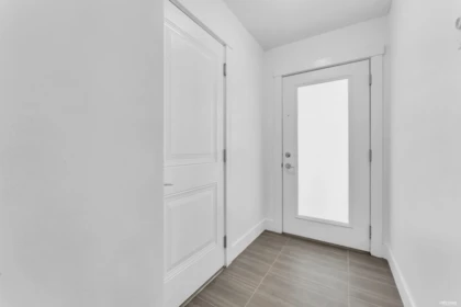 11 9989 E Barnston Drive, Surrey, BC, Surrey — Townhouse for sale