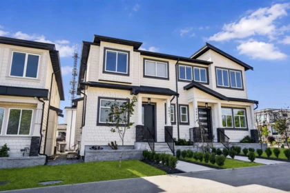 2041 168 Street, Surrey, BC, Surrey — Half Duplex for sale