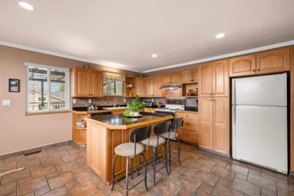 Breakfast Nook Photo of 2515 E 45th Avenue, Vancouver, BC