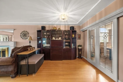 Kitchen Photo of 2515 E 45th Avenue, Vancouver, BC
