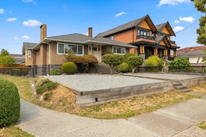 2515 E 45th Avenue, Vancouver, BC, Vancouver — Single Family Residence for sale