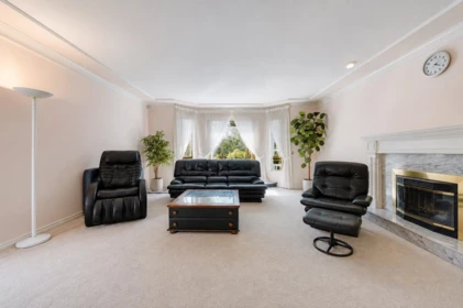 Family Room Photo of 7038 Bridge Street, Richmond, BC