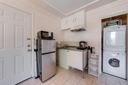 Hot Tub / Spa Photo of 7038 Bridge Street, Richmond, BC